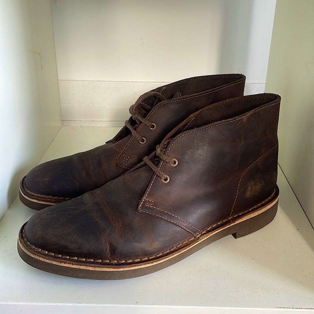 Clarks Bushacre boots size 7.5 US